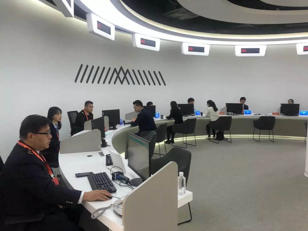 上海国际艺术品交易中心于西岸揭牌，首个交易月将呈现百场艺术盛宴